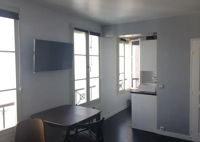 Lovely In Ste-marthe Village Apartment *